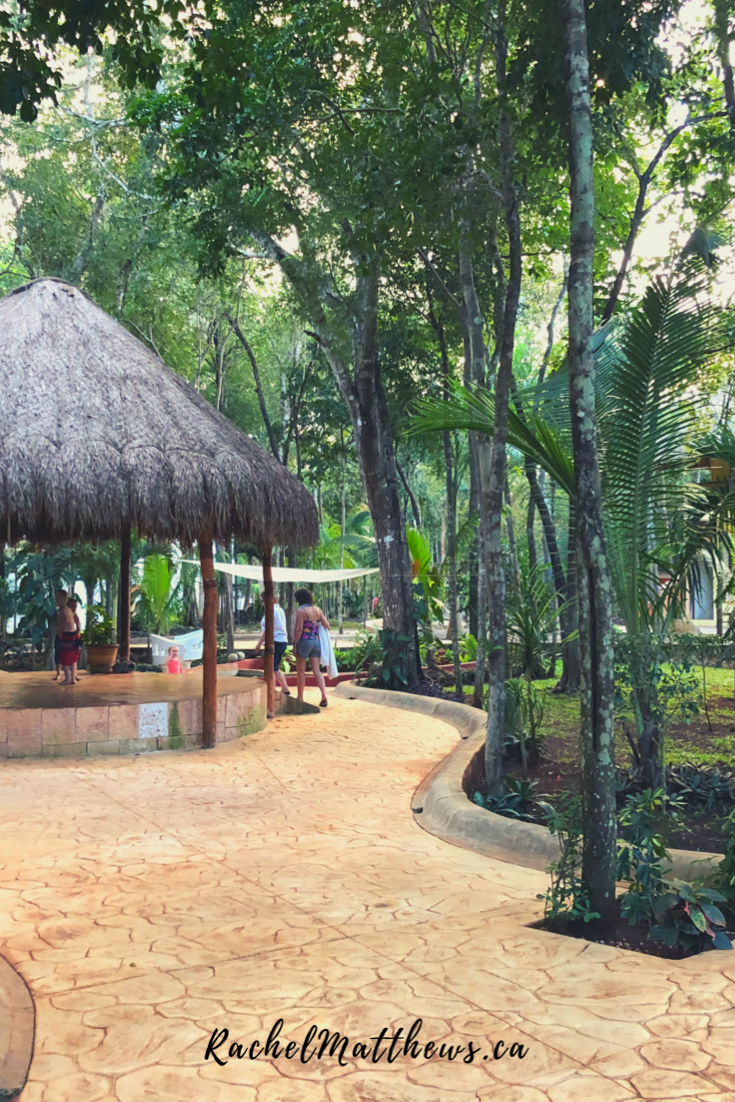 My review of Real Mayab Hotel & Bungalows close to Chichen Itza, Mexico! 