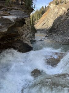 muskeg falls - easy family friendly hike in Grande Cache